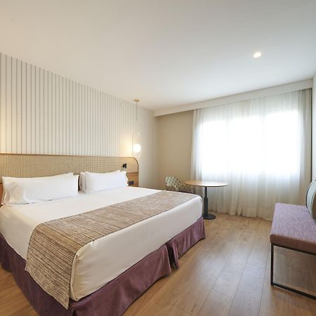 Catalonia Diagonal Centro Hotel Barcelona Buitenkant foto